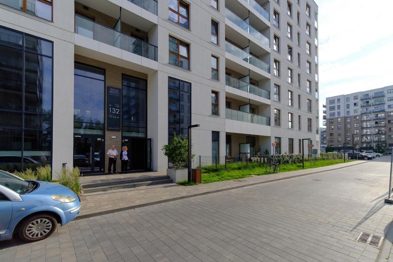 Hello Apartments Zajezdnia Wrzeszcz With Private Parking Danzig Exterior foto